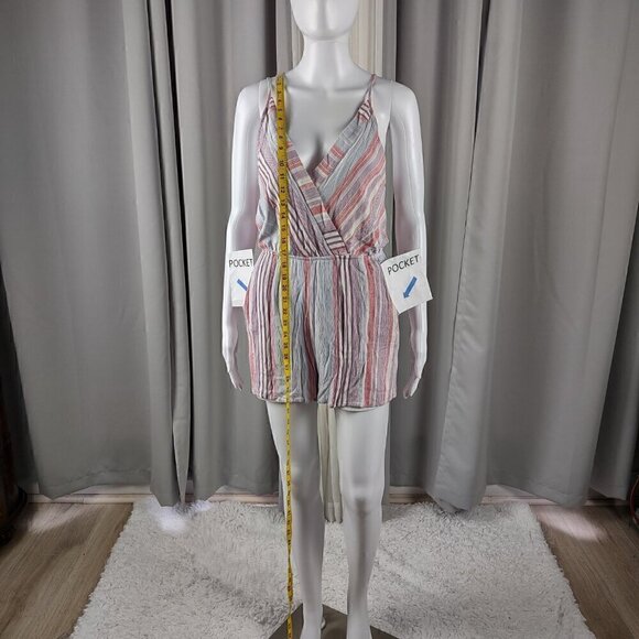 Addie Women's Red Pastel Striped Spaghetti Strap 2 Pocket Romper Size Medium - Picture 5 of 13
